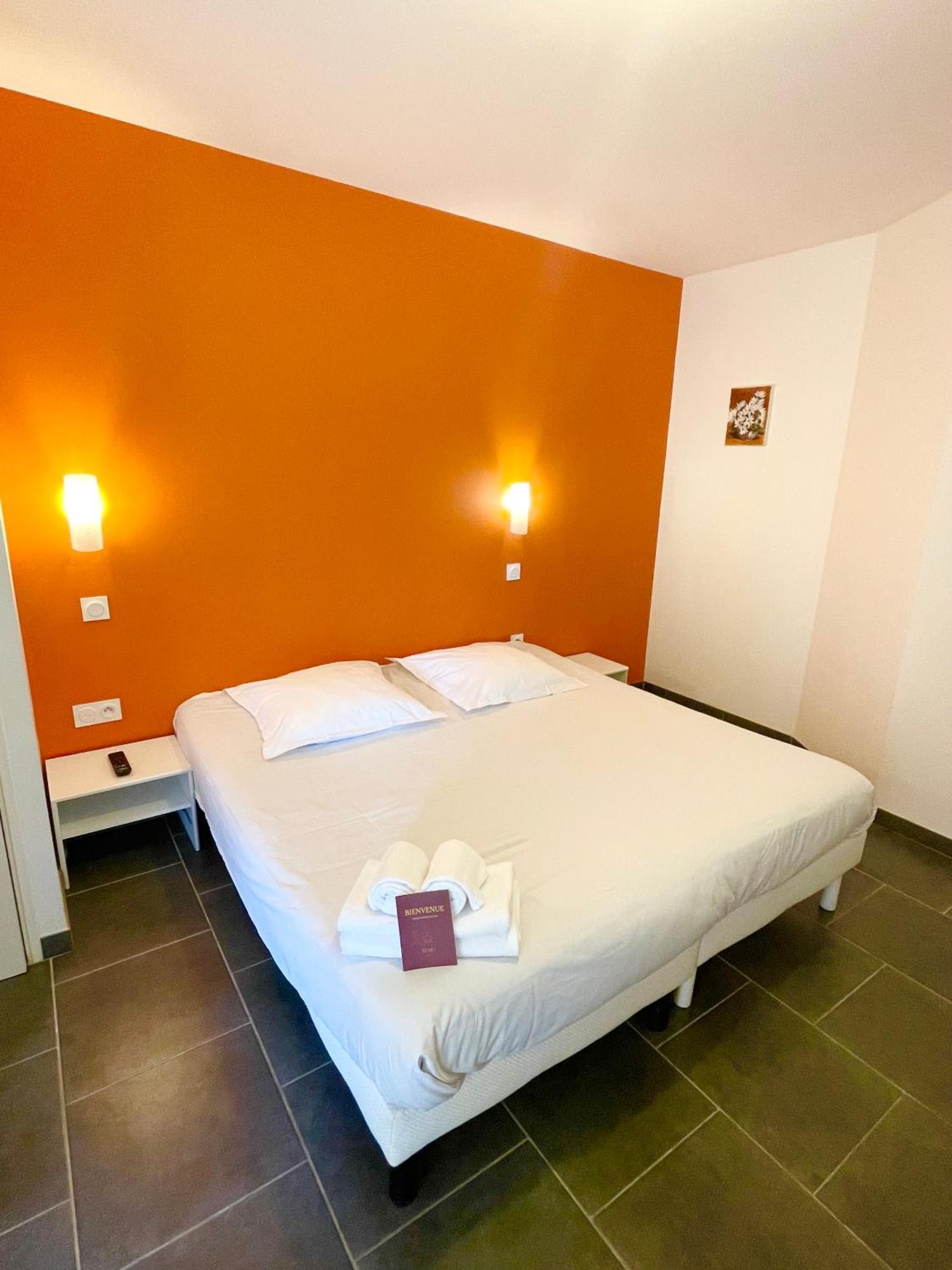 Hotel Nemo Aeroport De Pau - Kb Hotel Group Sauvagnon Exteriér fotografie