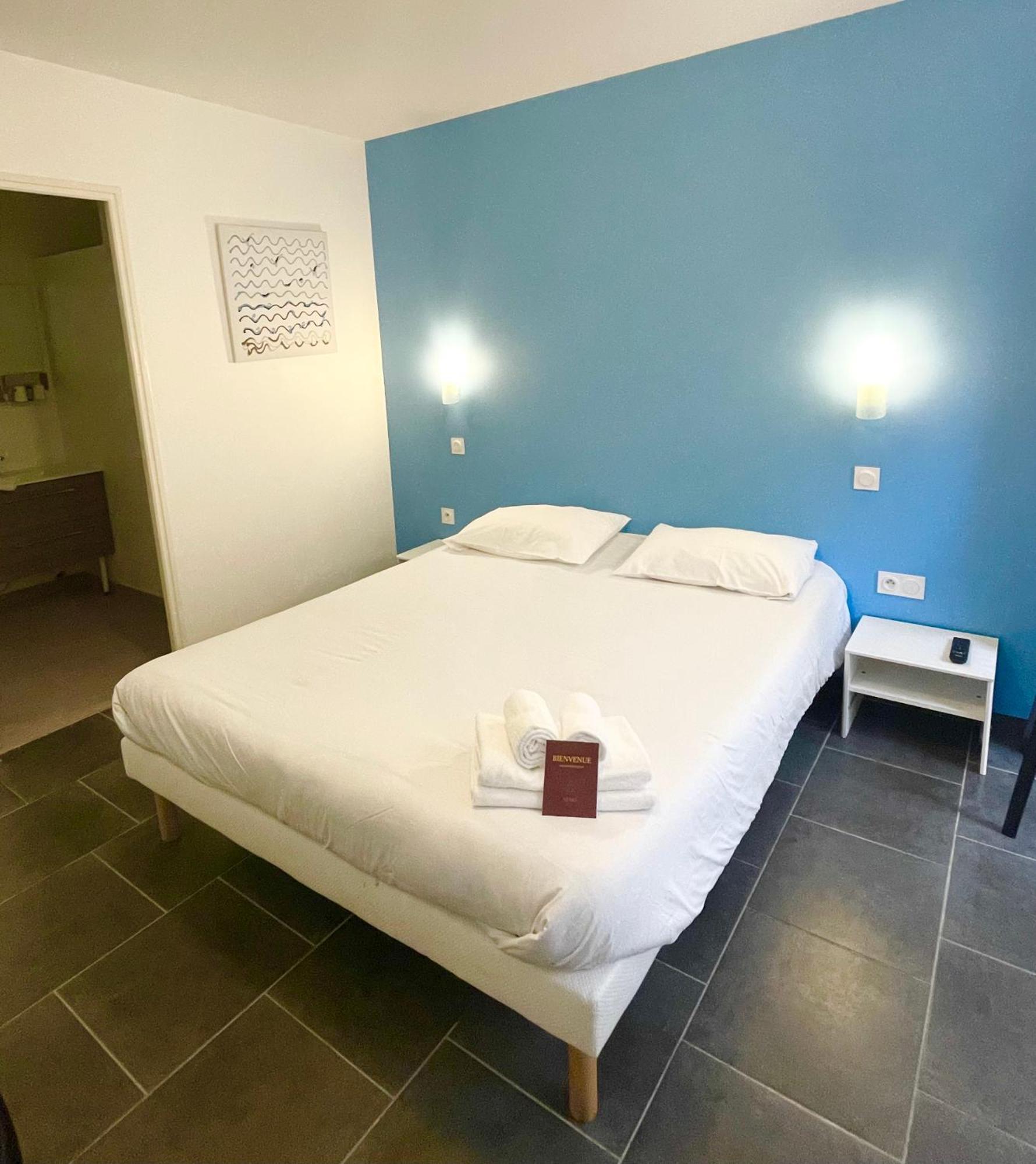Hotel Nemo Aeroport De Pau - Kb Hotel Group Sauvagnon Exteriér fotografie