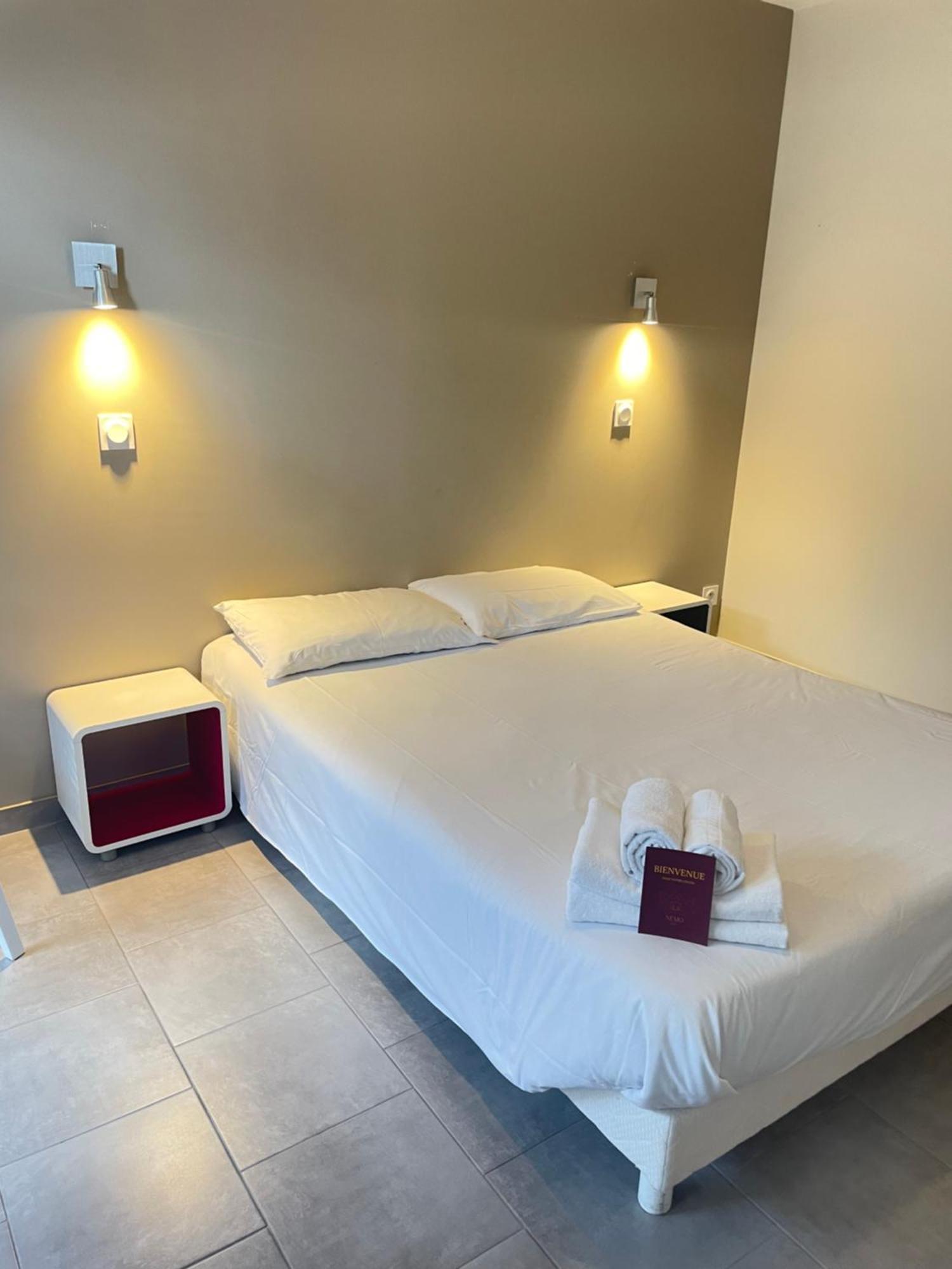 Hotel Nemo Aeroport De Pau - Kb Hotel Group Sauvagnon Exteriér fotografie